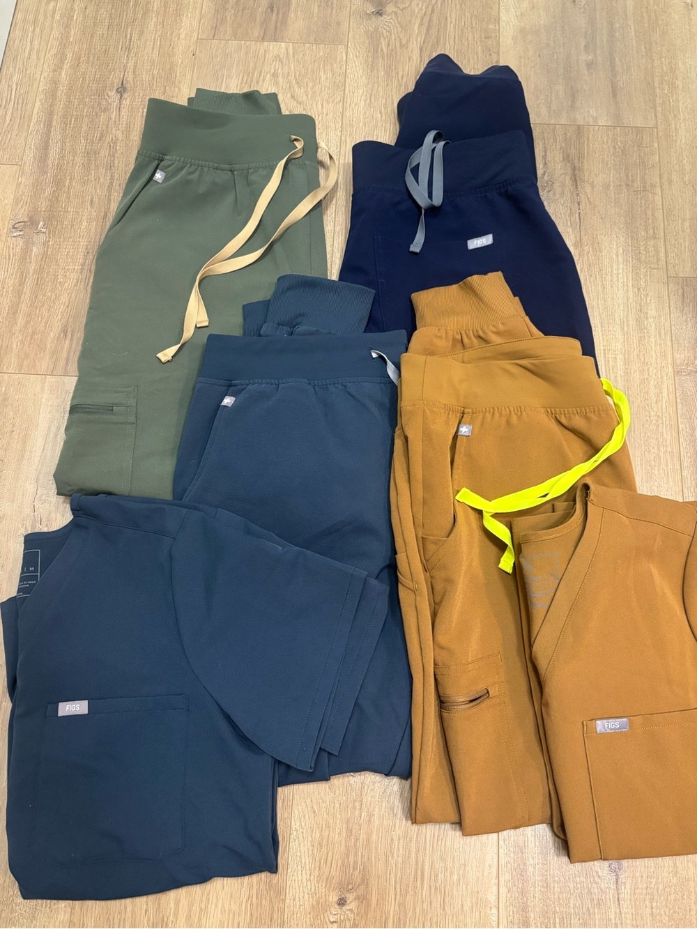 🩺 FIGS bundle M/L